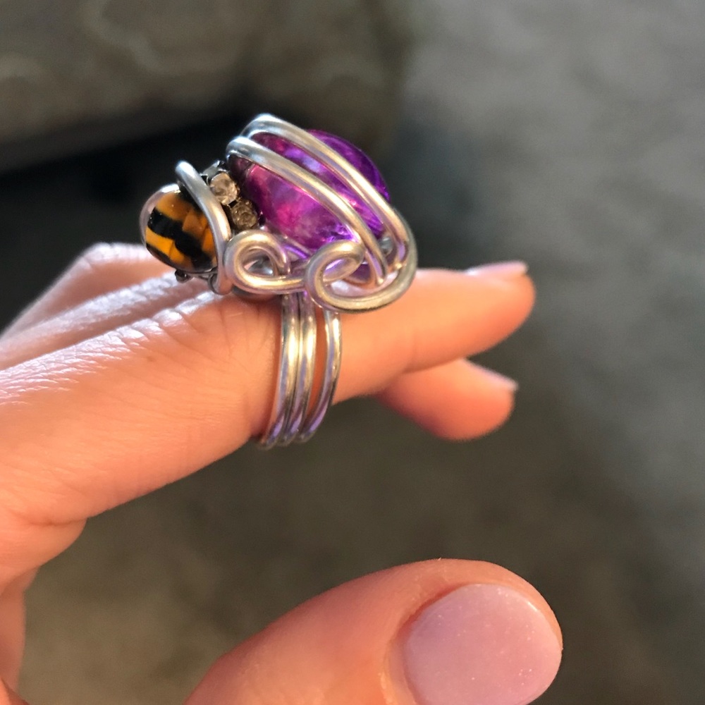 Bee Ring - Picture 2 of 4